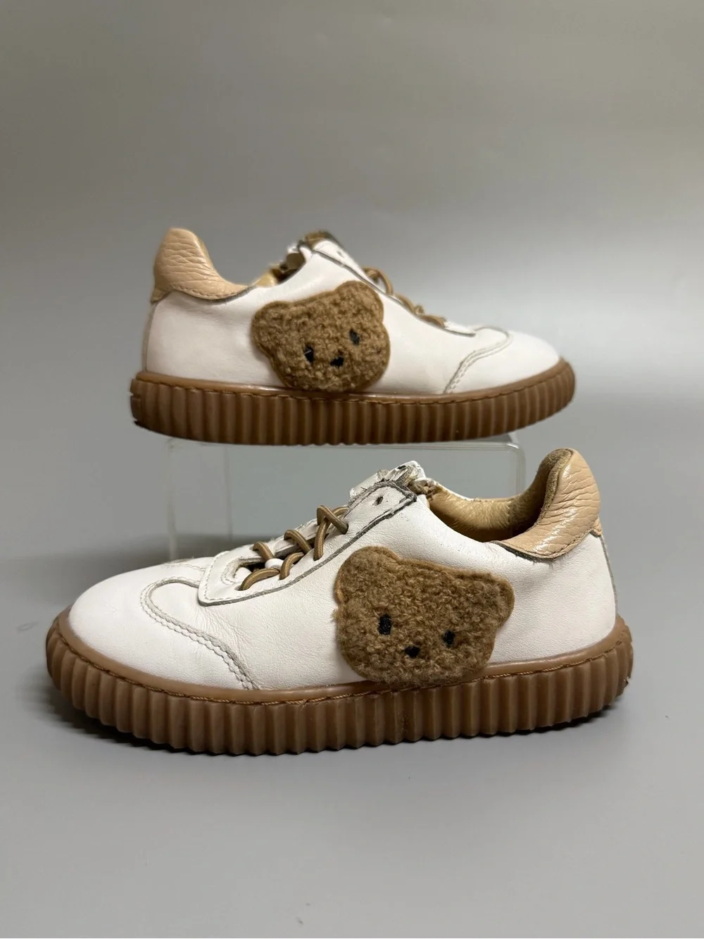 BLUBLONC TODDLER WHITE BEAR SNEAKERS Sz 27 US 10